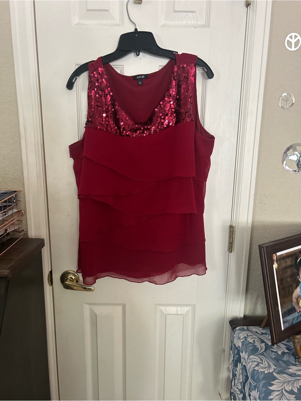 Apt. 9 Red Sequin Tiered Chiffon Sleeveless Top size XL.